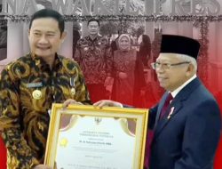 Wakil Presiden memberikan Penghargaan Adhikarya Pertanian*