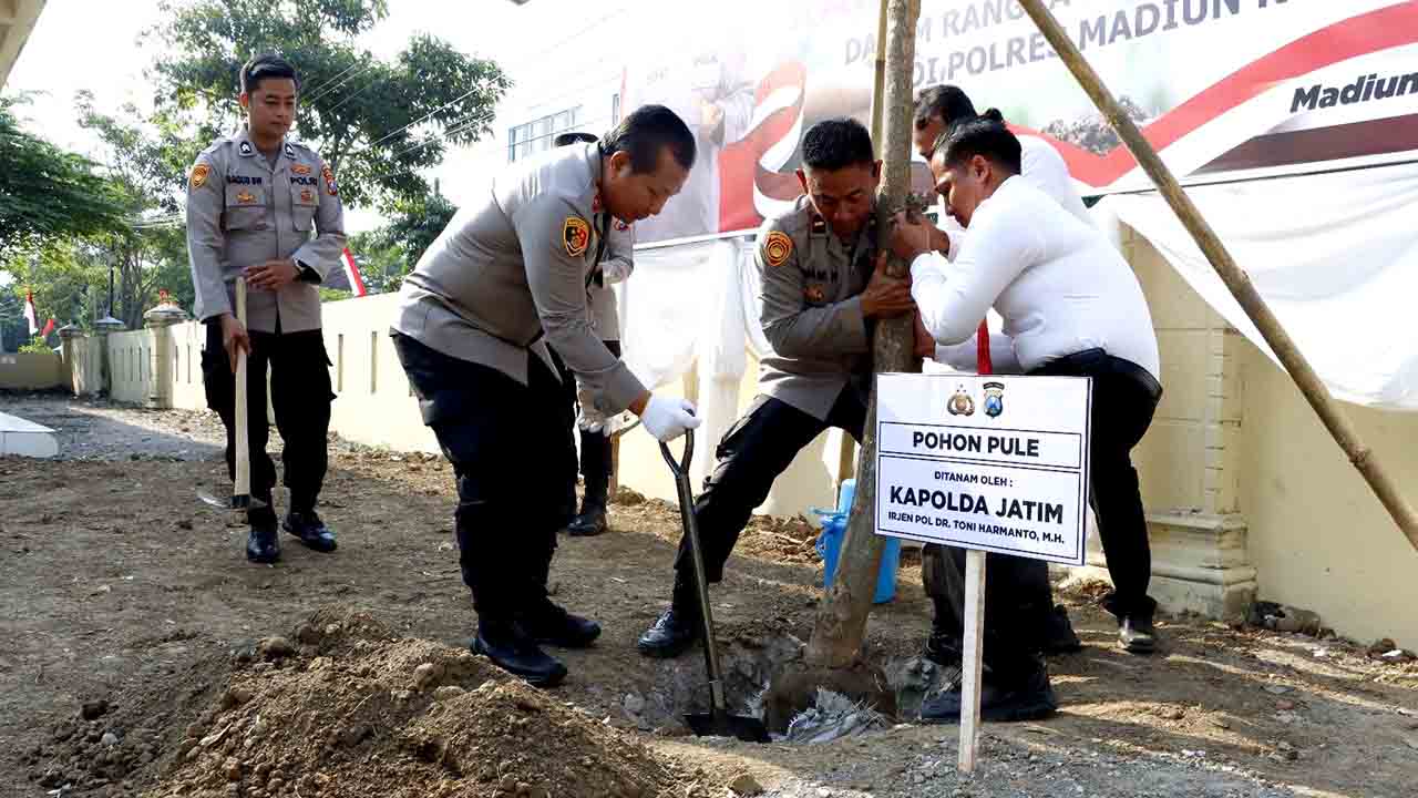 Kapolda Jatim Apresiasi Operasi Aman Suro 2023 di Kabupaten dan Kota Madiun Kondusif_1