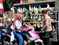 Pakai Mobil Dinas, Polsek Pagu Jumat Berkah Bagi Sayur