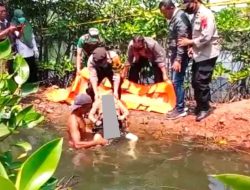 GEMPAR !!!! Penemuan Mayat Remaja Berpakaian Seragam Pramuka Di Sungai Kawasan Pantai Blendung Kecamatan Ulujami Pemalang