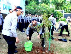 Peringati HUT RI ke-78 dan Sambut Hari Jadi ke-75 Polwan RI, Polri Targetkan Tanam 1 Juta Pohon di Indonesia_2