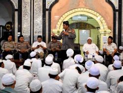 Polisi Sahabat Santri, Polres Pasuruan Beri Strategi Tangkal Hoax dan Bersih Dari Narkoba di Ponpes