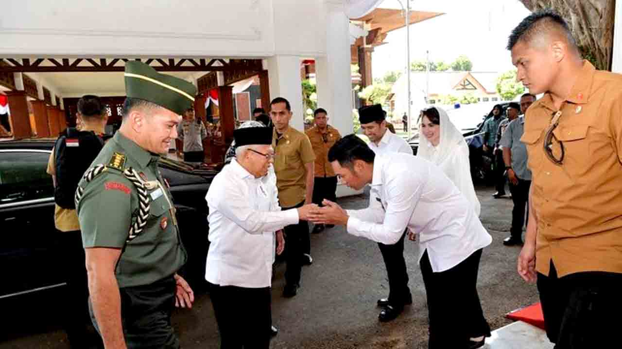 Wapres Maruf Amin Gunakan Kereta Api Inspeksi 4 Dalam Kunjungan Kerja Ke Jawa Timur 1