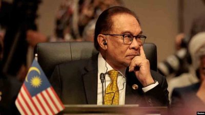 Dinilai Melupakan Prinsip, PM Malaysia Dikecam Sebagian Pendukung_1