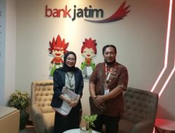 Jam’iyah ISHARI Kota Surabaya Distribusikan 300 Sarung Seragam Untuk Anggota