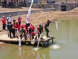 Ony – Antok Tebar 15 Ribu Bibit Ikan Di Embung Selo Majid