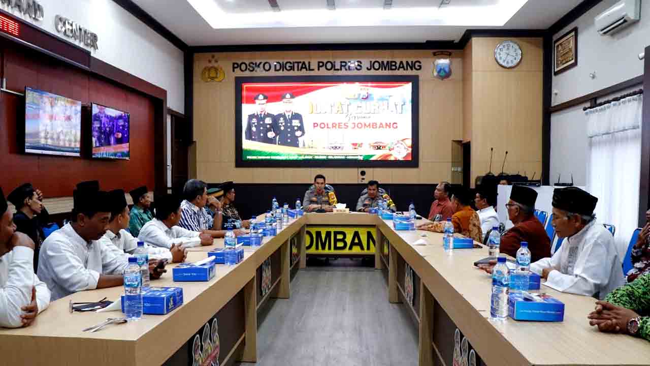 Jumat Curhat Polres Jombang Bersama Pengurus Dmi Bahas Penguatan 3 Pilar Untuk Kamtibmas