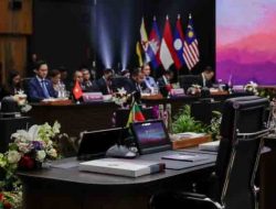 KTT ASEAN Resmi Dibuka, Jokowi Tegaskan ASEAN Solid_3