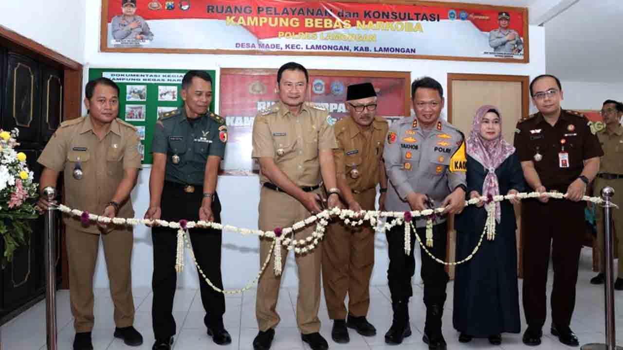 Kapolres Lamongan Bersama Forkopimda Resmikan Kampung_1