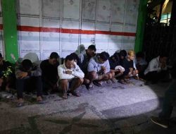 Kapolsek Mojoroto Gagalkan Belasan Pesilat yang Akan Tawuran di Jalan Agus Salim Bandar Kidul Kediri_2