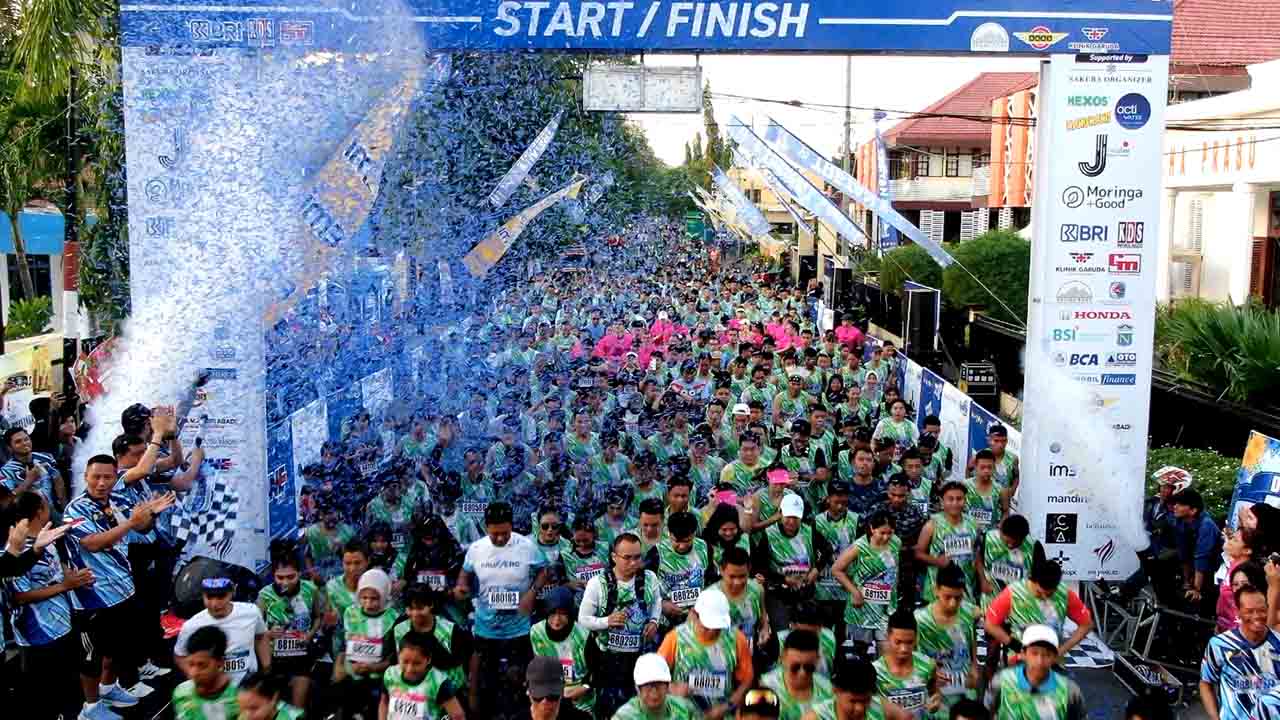 Peringati HUT Lantas, Polres Probolinggo Kota Gelar Lari Tretan Zebrun 6,8K Dengan Ratusan Runner_1