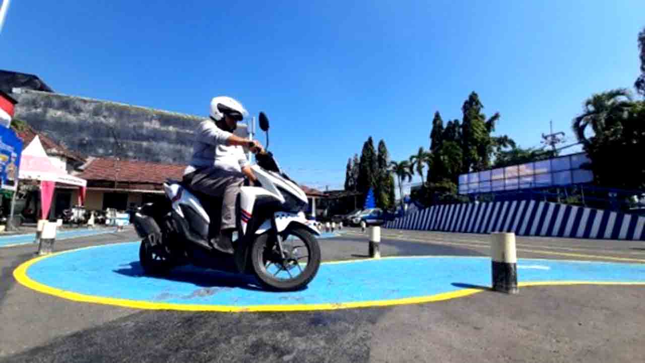Satlantas Polres Kediri Kota Gelar Lomba Ujian Praktik SIM