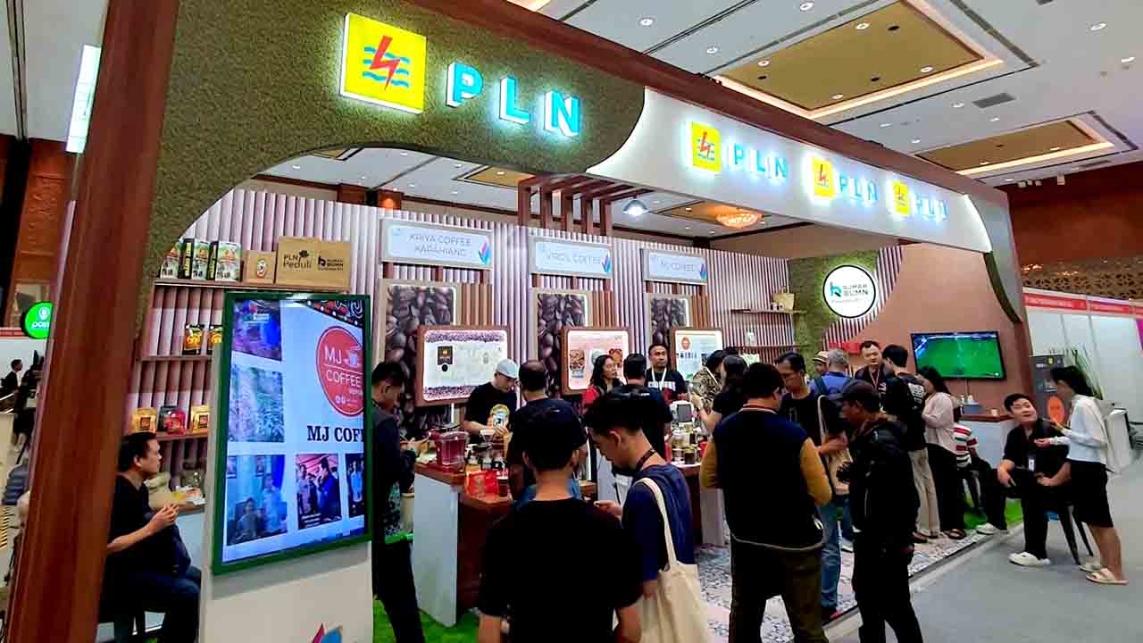 Ikuti Indonesia Premium Coffee Expo, UMKM Binaan PLN Laris Manis Diminati Pembeli