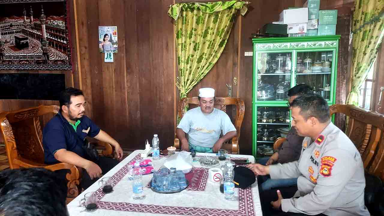 Kapolsek Lalan Bersama Manager Humas Pt Bki,melaksanakan Giat Polisi Sanjo