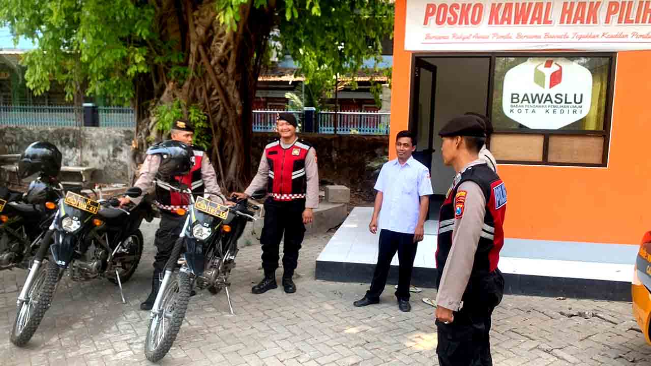 Pastikan Tahapan Pemilu 2024 Aman Pores Kediri Kota Gelar Patroli