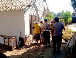 Polisi Peduli, Gubuk Seorang Nenek di Jember Disulap Jadi Rumah Layak Huni