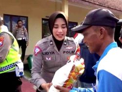 Polres Bondowoso Berbagi 1000 Paket Sembako dari Kapolda Jatim untuk Kaum Dhuafa