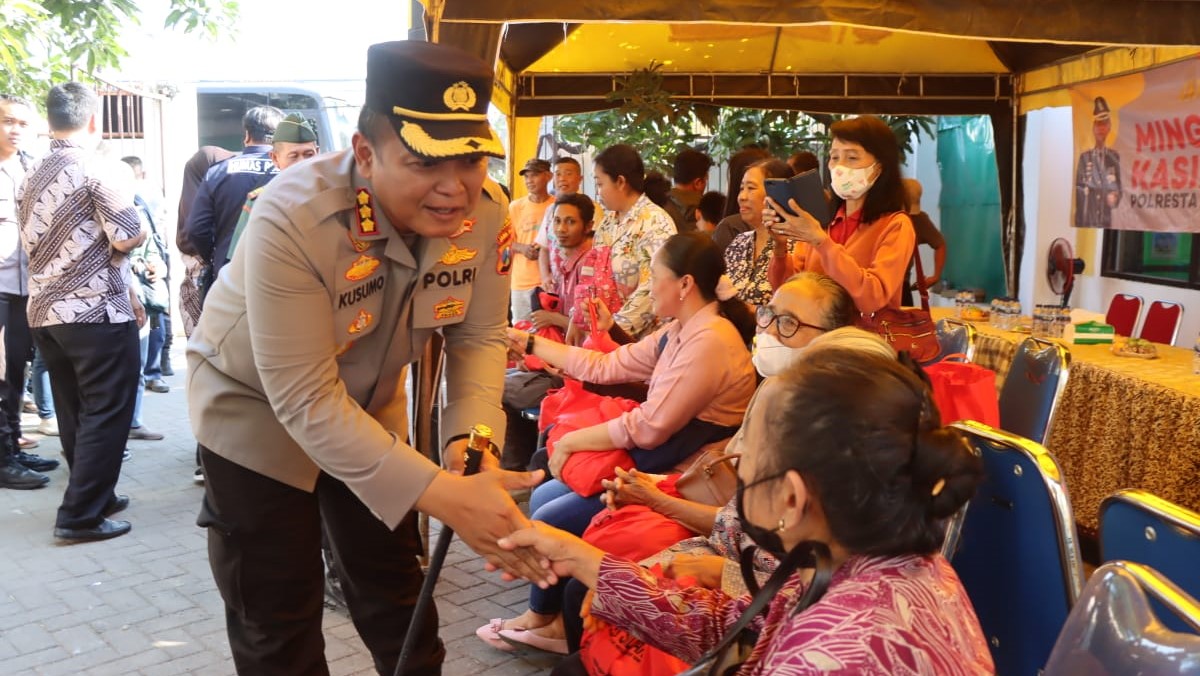 Program Minggu Kasih, Polresta Sidoarjo Gelar Bakti Kesehatan Gratis Untuk Warga