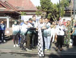 Lautan Manusia Tumpah Ruah Ikuti Jalan Sehat Berhadiah Umroh Dalam Gebyar Festival TNI 2023