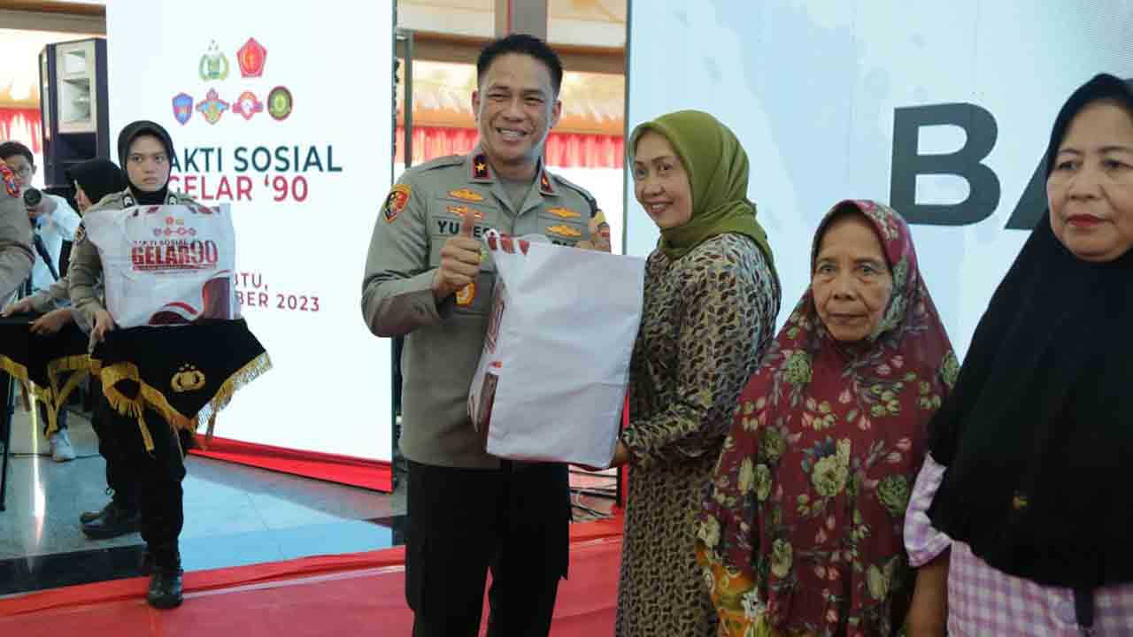 Wakapolda Jatim Hadiri 33 Tahun Mengabdi Untuk Negeri Akabri 90 Dengan Baksos dan Bakkes di Bangkalan