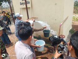 Polisi Bangun Sumur Bor di Banyuwangi Warga Bisa Nikmati Air Bersih Meski Musim Kemarau