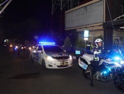Cipta Kondisi Kamtibmas Menjelang Pemilu 2024 Polres Sampang Gelar Patroli Skala Besar