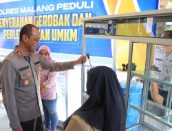 Polres Malang Kembali Salurkan Bantuan UMKM Untuk Keluarga Korban Tragedi Kanjuruhan