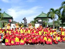 Kunjungan Edukasi TK Kusuma Mulia tales, Memperkenalkan TNI Sejak Dini Pada Anak Didiknya