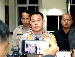 Penjelasan Kapolres Gresik Terkait Kericuhan Suporter di Stadion Gelora Joko Samudro