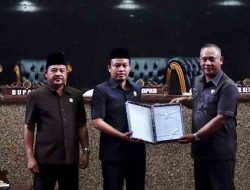Pj. Sekda Indramayu Aep Surahman Terima Dokumen Penjelasan DPRD Terhadap 2 Raperda
