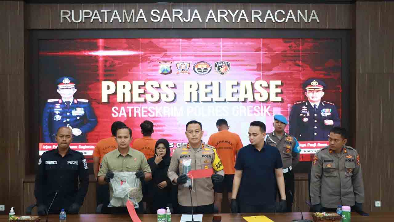 Polres gresik tetapkan delapan tersangka kericuhan di stadion gelora joko samudro