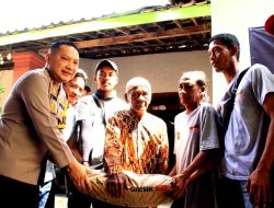 Polres Kediri Kota Gelar Bakti Sosial dan Bakti Kesehatan, Warga Surat Mojo Sumringah