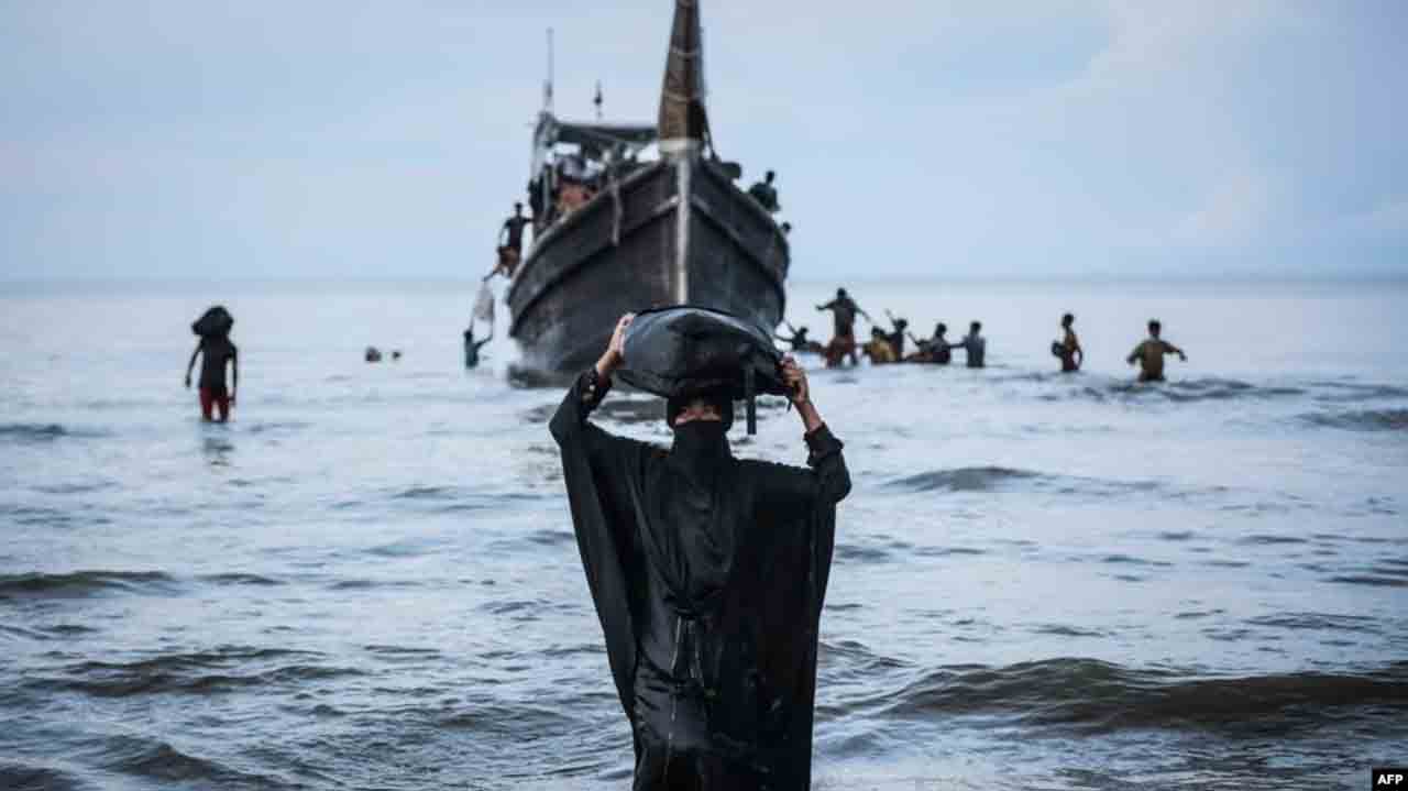 5 Kapal Pengungsi Dekati Pantai Aceh 1