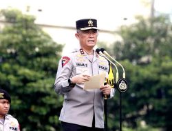 Beri Penghargaan Kepada 40 Personel Berprestasi, Berikut Arahan Kapolda Jatim Jelang Pemilu dan Nataru 2024