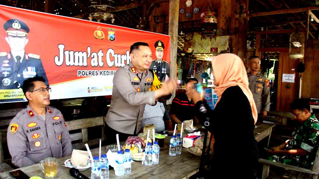 Di Jum'at Curhat Kapolres Kediri Kota Ajak Warga Jaga Kamtibmas Jelang Pemilu 2024 1