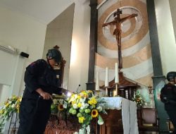 Polres Kediri Kota Libatkan Unit Jibom Sterilisasi Gereja Menjelang Ibadah Natal 