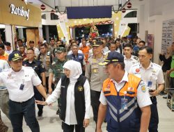Pastikan Nataru Aman, Kapolda Jatim bersama Forkopimda Kunjungi Sejumlah Terminal dan Stasiun
