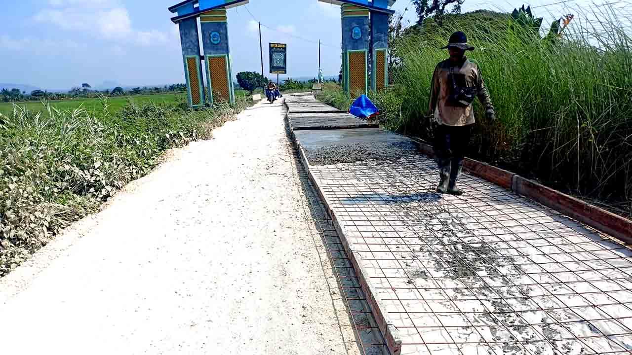 Pembangunan Rabat Beton Desa Keduyung Diduga Terindikasi Tidak Sesuai Rab 2