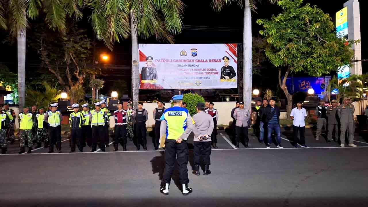 Polres Kediri Kota Gelar Patroli Gabungan Skala Besar Bersama Tni Dan Satpol Pp