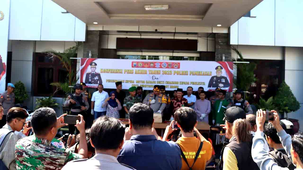 Polres Pamekasan Berhasil Turunkan Gangguan Kamtibmas Sepanjang Tahun 2023 Selesaikan 137 Perkara