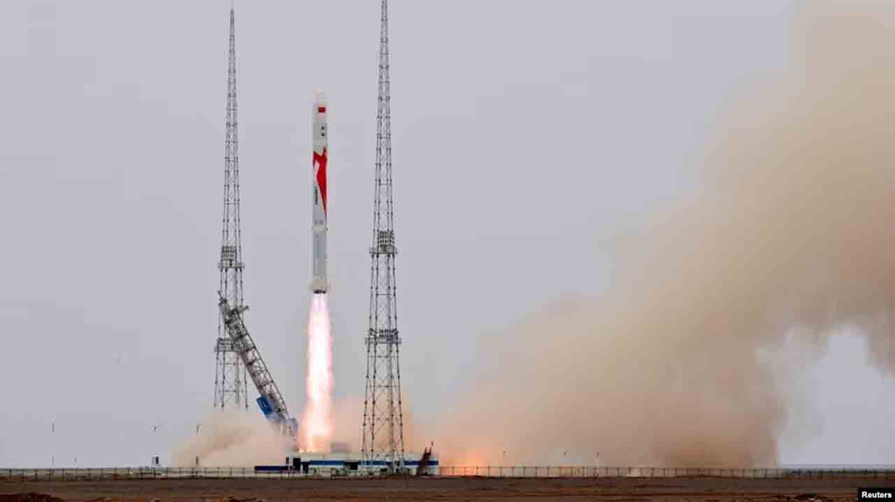 Roket Bertenaga Metana Milik China Bawa Satelit Ke Orbit