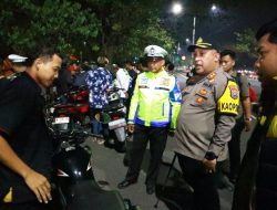 Malam Pergantian Tahun Polres Pelabuhan Tanjungperak Tindak Puluhan Knalpot Brong di Suramadu 