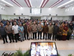 Bersama Civitas UM Surabaya, Kapolda Jatim Komitmen Wujudkan Pemilu 2024 Damai dan Kondusif