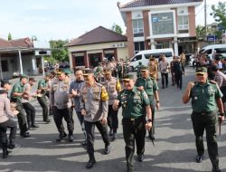 Cek Kesiapan Pengamanan Pemilu 2024, Kapolda Jatim Bersama Pangdam V Brawijaya Kunjungi Polres Pamekasan