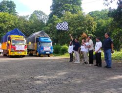 Polres Jember Kawal Pendistribusian Awal Logistik Pemilu di Seluruh Kecamatan