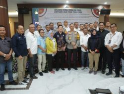 Gelar Piramida, Kapolda Jatim Bersama Media Deklarasikan Pemilu Damai