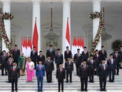 Jokowi Tepis Isu Menteri di Kabinetnya akan Mundur