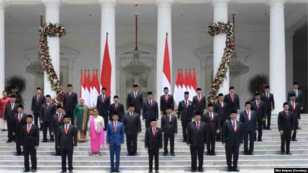 Jokowi Tepis Isu Menteri Di Kabinetnya Akan Mundur