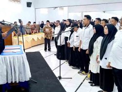 Ketua Panwascam Babat Lamongan Lantik 269 PTPS Wilayah Kecamatan Babat