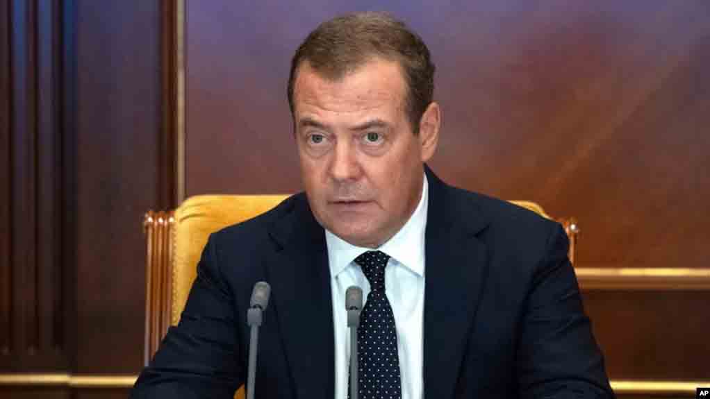 Medvedev Serangan Terhadap Ukraina Bukti Efektivitas Industri Militer Rusia
